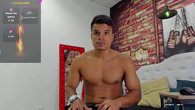 Derek Lustfordx online show from September 22, 12:33 pm