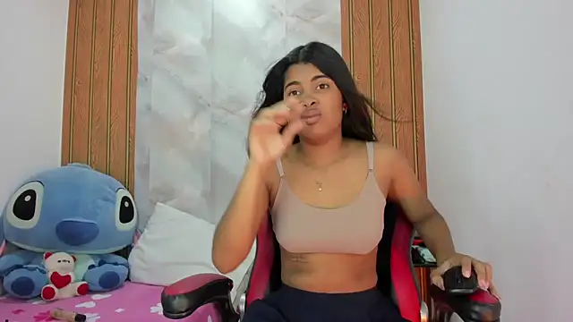 Snapshot of aitanacortes chatting on November 21, 1:32 pm aitanacortes online show from November 21, 1:32 pm