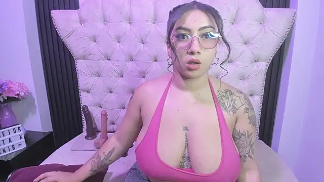 Sexy cristall  online show from March 9, 8:45 pm