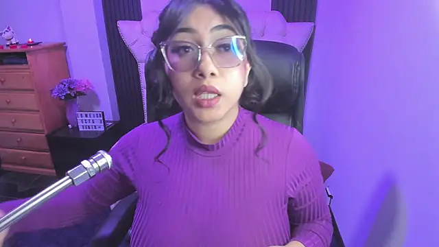 Sexy cristall  online show from February 2, 7:02 pm