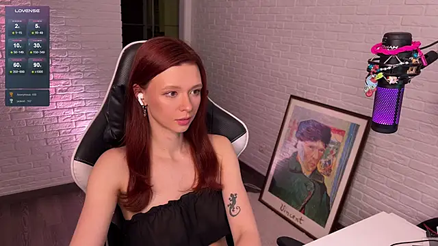 mirai meeow online show from December 11, 5:37 pm