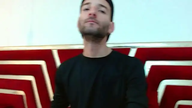 Snapshot of Christopher_saint chatting on May 20, 12:46 pm Christopher saint online show from May 20, 12:46 pm