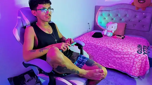 Ocsanis69 online show from April 9, 4:03 am