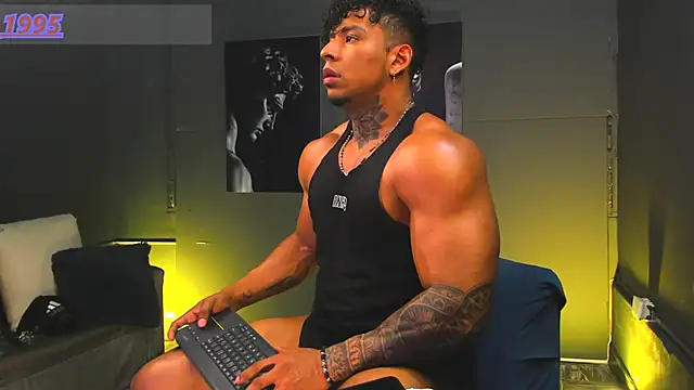 bradley smith online show from February 28, 2:33 am