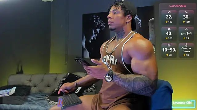 bradley smith online show from April 4, 3:13 am