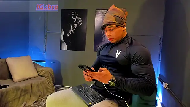 bradley smith online show from February 7, 9:34 pm