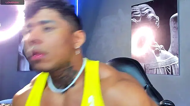 bradley smith online show from October 23, 4:00 am