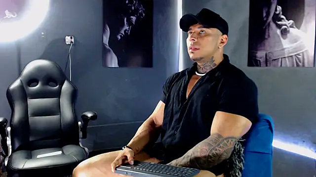 bradley smith online show from October 12, 1:40 am