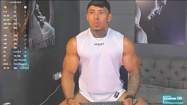 Snapshot of bradley_smith chatting on July 15, 5:14 am bradley smith online show from July 15, 5:14 am