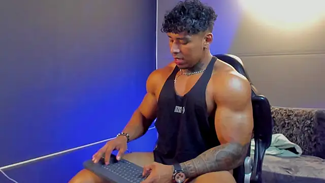 bradley smith online show from November 5, 9:56 am