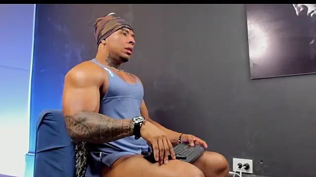 bradley smith online show from November 13, 10:35 pm