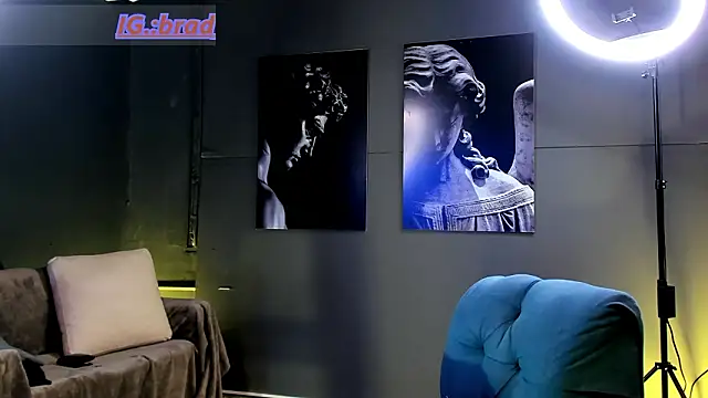 bradley smith online show from February 8, 3:32 pm