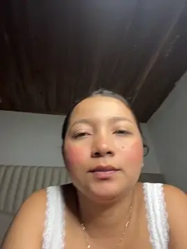 queen angelique online show from April 10, 8:27 pm