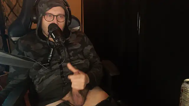 chicostick413 online show from March 16, 1:35 am