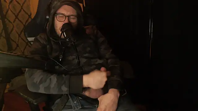 chicostick413 online show from February 21, 12:23 am