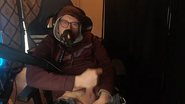 chicostick413 online show from March 26, 8:18 pm