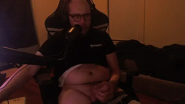 chicostick413 online show from September 18, 2:36 am