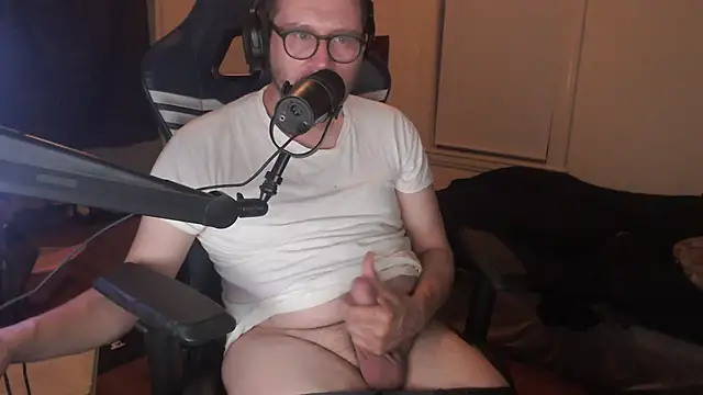 chicostick413 online show from September 25, 3:56 am