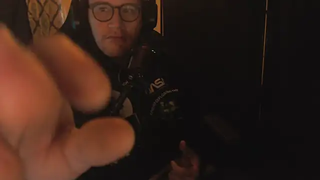 chicostick413 online show from December 21, 1:02 pm