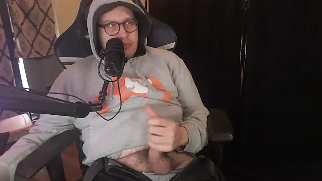 chicostick413 online show from March 6, 2:01 pm