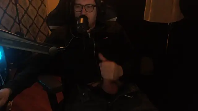 chicostick413 online show from February 11, 12:32 am