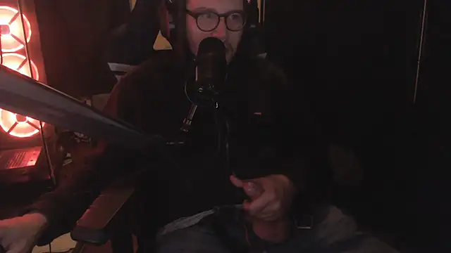 chicostick413 online show from November 7, 3:44 am