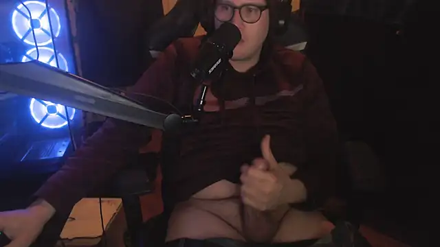 chicostick413 online show from November 14, 3:43 am