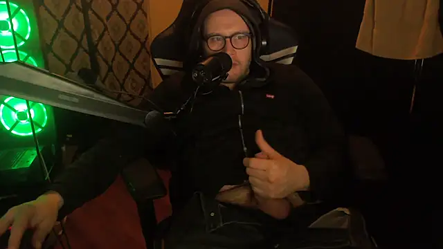 chicostick413 online show from February 13, 2:00 am