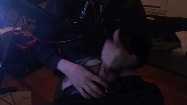 chicostick413 online show from March 13, 2:16 am