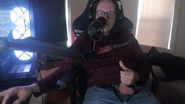 chicostick413 online show from October 23, 2:16 pm