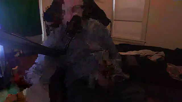 chicostick413 online show from October 2, 9:40 pm