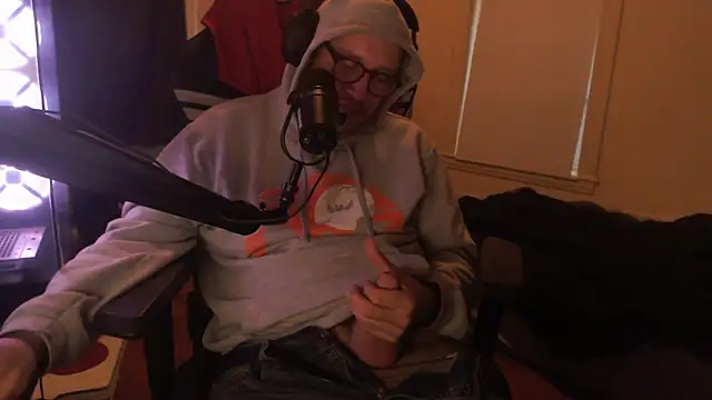 chicostick413 online show from October 12, 8:43 pm