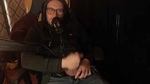 chicostick413 online show from February 17, 8:28 pm