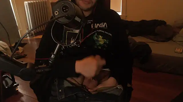 chicostick413 online show from March 1, 1:51 pm