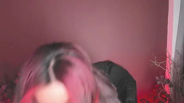 KylieMaxwell online show from November 13, 8:24 pm