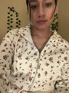 Bckystonee online show from February 8, 11:30 am