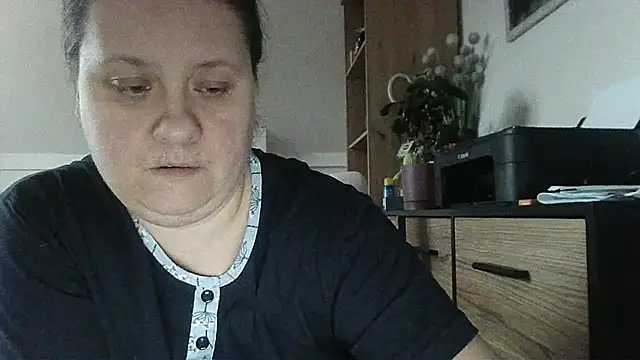 ReifeVenna online show from November 17, 1:59 pm