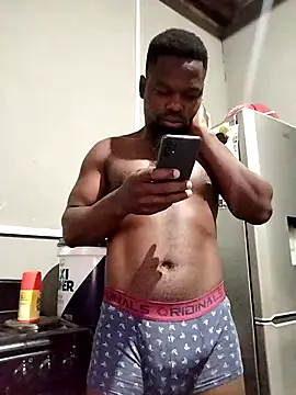 Snapshot of Chocolate_factory_man chatting on October 7, 3:29 am Chocolate factory man online show from October 7, 3:29 am