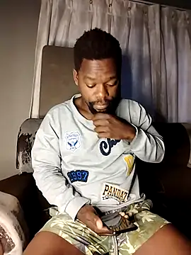 Snapshot of Chocolate_factory_man chatting on September 25, 3:34 am Chocolate factory man online show from September 25, 3:34 am