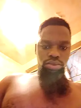 Snapshot of Chocolate_factory_man chatting on November 10, 2:38 am Chocolate factory man online show from November 10, 2:38 am