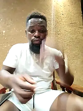 Snapshot of Chocolate_factory_man chatting on December 17, 1:21 am Chocolate factory man online show from December 17, 1:21 am