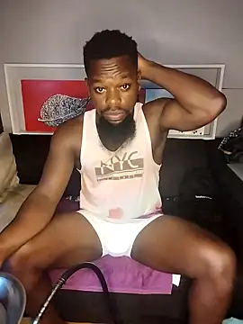 Snapshot of Chocolate_factory_man chatting on March 10, 5:00 am Chocolate factory man online show from March 10, 5:00 am