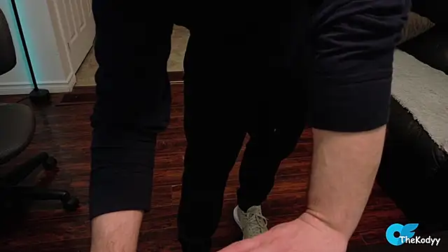 Thekodyy online show from February 19, 1:41 pm