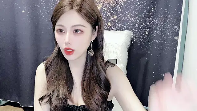 Snapshot of HOHO111111 chatting on December 12, 4:10 pm HOHO111111 online show from December 12, 4:10 pm