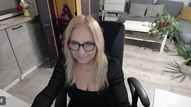 sofia xkiss online show from February 21, 2:52 pm