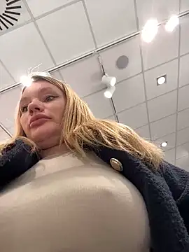 justmila online show from October 26, 1:22 pm