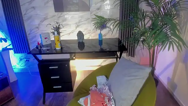 SofiaGomez420 online show from February 8, 9:46 am