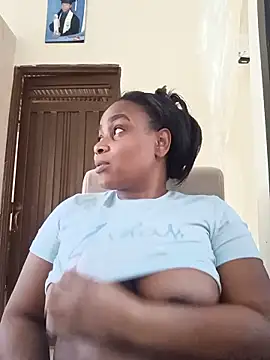 Snapshot of NicolVilla chatting on May 17, 3:01 pm NicolVilla online show from May 17, 3:01 pm