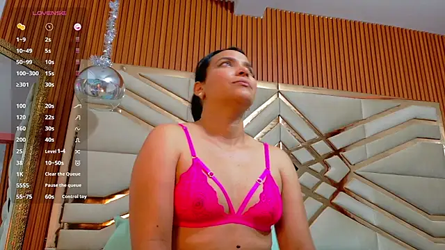 Sluttyandmature online show from March 7, 12:50 am