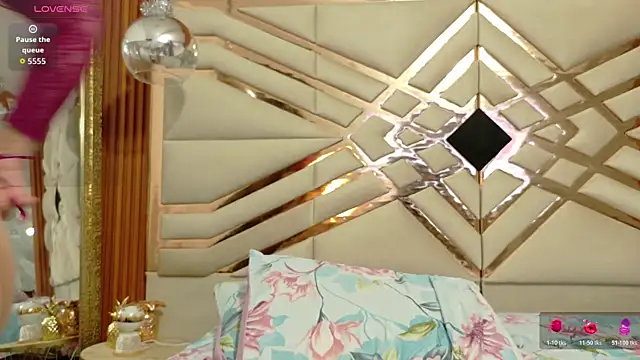 Sluttyandmature online show from March 30, 12:50 pm